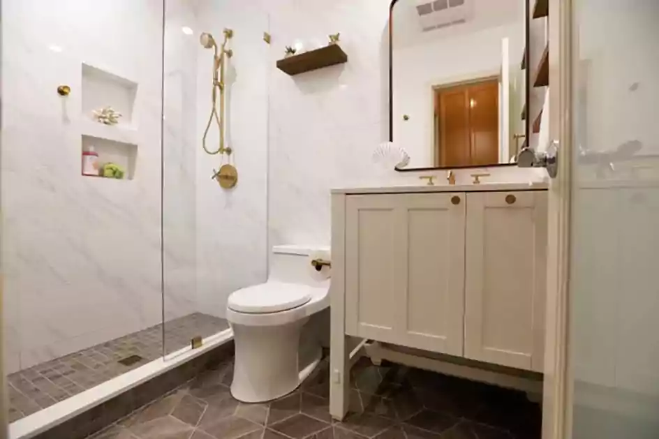 ۷ ترفند فضاسازی برای حمام و سرویس بهداشتی کوچک